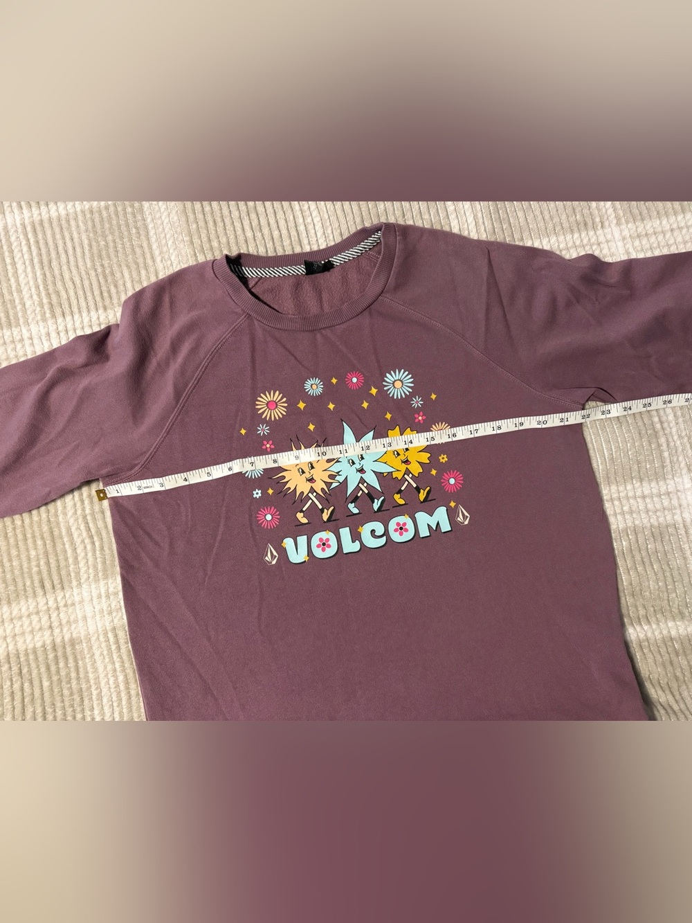 ✨Volcom Sweater✨ - Picture 3 of 6